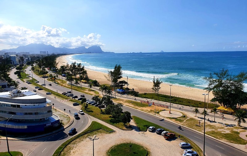 Manager român de hotel în Rio de Janeiro: „Acum, dacă sună un singur client, beau o bere! Pe termen scurt, cred că prețurile vor scădea cu minimum 30%”