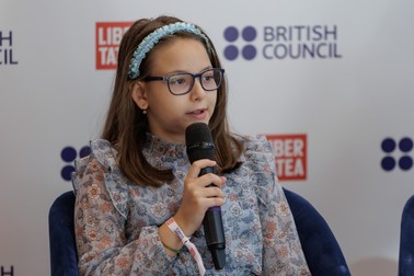 Sofia își imaginează școala viitorului cu profesori roboți și tehnologii avansate. Foto: Vlad Chirea