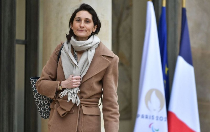 Noua ministră a educației din Franța, criticată pentru că și-a înscris copiii la o școală privată. Cum și-a explicat decizia