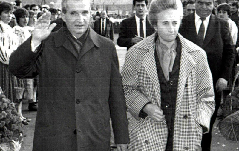 28 de ani de la executarea soților Ceaușescu. Care au fost ultimele cuvinte ale dictatorului comunist. Fiul a văzut scena morții la TV