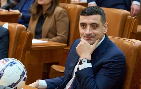 Politologul Cristian Pîrvulescu, despre criza din România: Un „joc de șah” politic periculos, cu AUR în rolul de arbitru nedorit