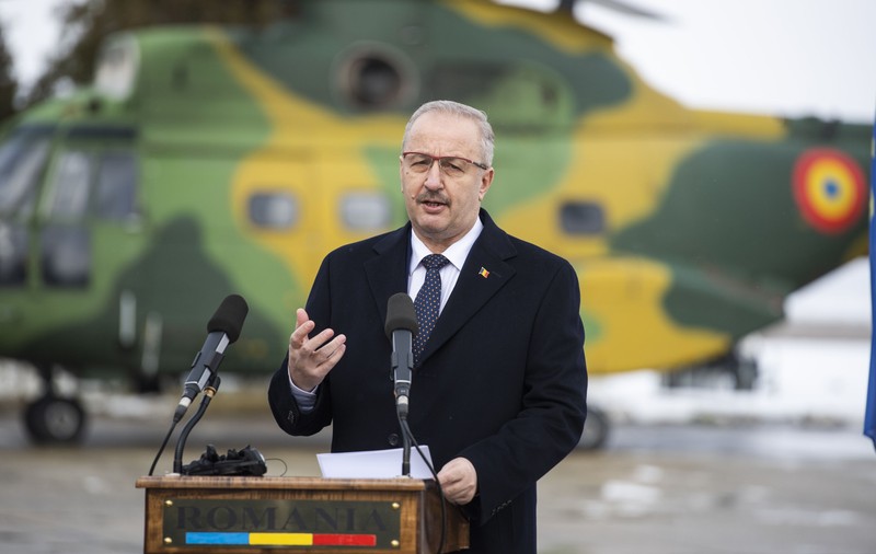 Vasile Dîncu, vizită oficială în Georgia. Nu va veni în Parlament pentru explicații după declarațiile despre război