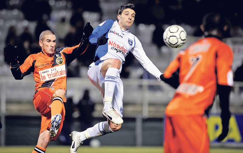«Regele» paselor Niculae, aproape de titlu cu Auxerre