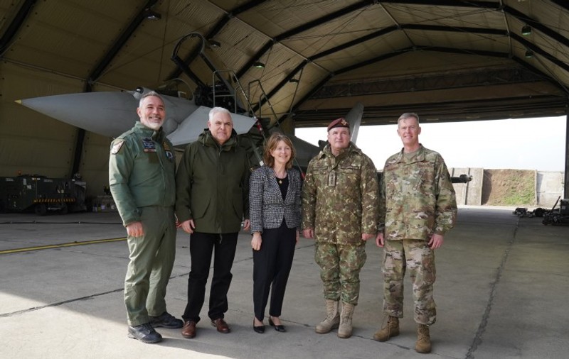 Ambasadoarea SUA în România, vizită la baza NATO de la Mihail Kogălniceanu