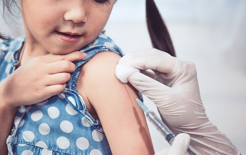 Vaccinul antirujeolic, obligatoriu în grădinițele şi școlile din Germania. Amendă uriașă pentru părinții care nu respectă legea