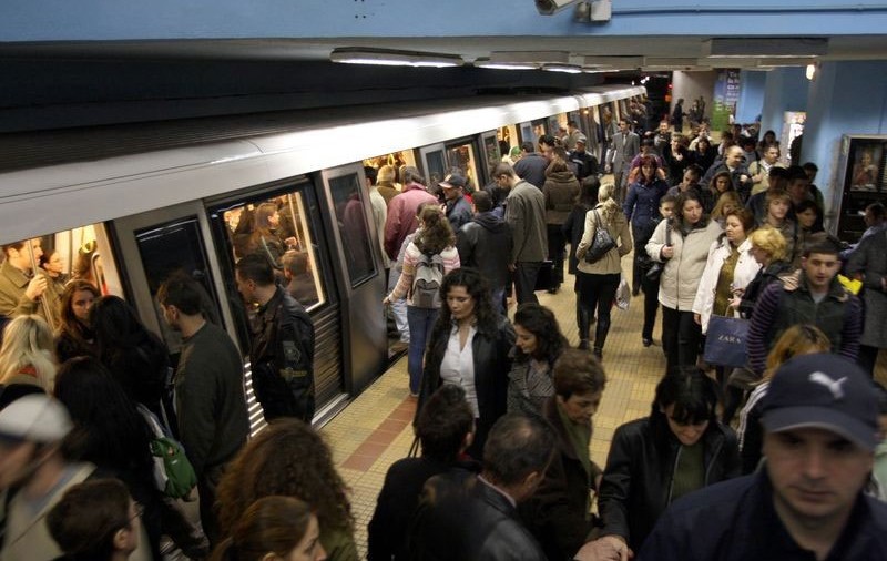 Metroul, în grevă generală, de marţi, pe termen nelimitat