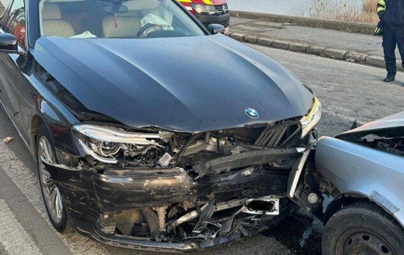 Tânărul drogat și cu permisul suspendat care a accidentat mortal doi soți la Podul Olt, în arest la domiciliu. Este fiul unui consilier local