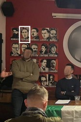 fotografie din cadrul unei ședințe al unui grup de extremă dreapta din Italia