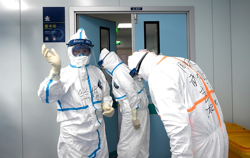 Descoperire a experților chinezi: coronavirusul poate provoca infecții la nivelul sistemului nervos central