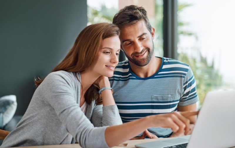 De multe ori, considerăm că o asigurare de locuință este doar o formalitate sau o cheltuială în plus. Adevărul este că o astfel de poliță poate face diferența. Foto: Shutterstock