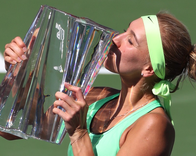 Roger Federer a câștigat turneul de la Indian Wells. L-a bătut pe Stan Wawrinka și a ajuns la al 90-lea turneu câștigat în carieră / FOTO