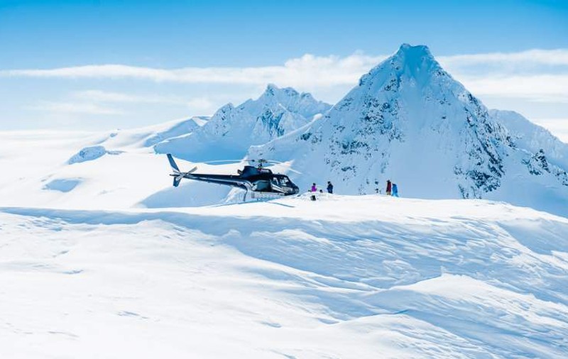 Un alpinist român a murit în Belgia. Tânărul de 32 de ani a căzut în gol 200 de metri