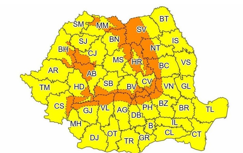 Noi alerte meteo de vreme rea: Cod portocaliu și cod galben de vânt puternic în toată țara, ninsori și viscol la munte