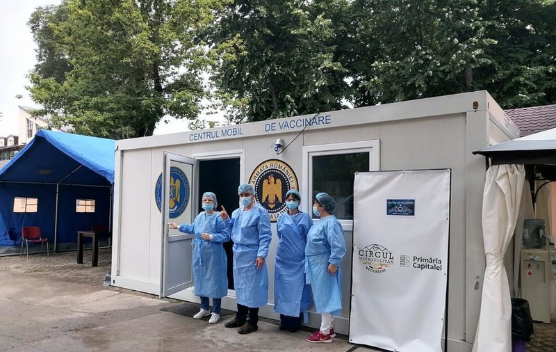Numărul persoanelor vaccinate anti-COVID a scăzut la jumătate față de acum două zile