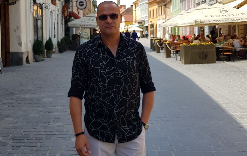“I-am luat tricoul, mi-a luat o viață!” Marian Ivan păstrează acasă echipamentul “călăului” lui și-al României, Kennet Andersson
