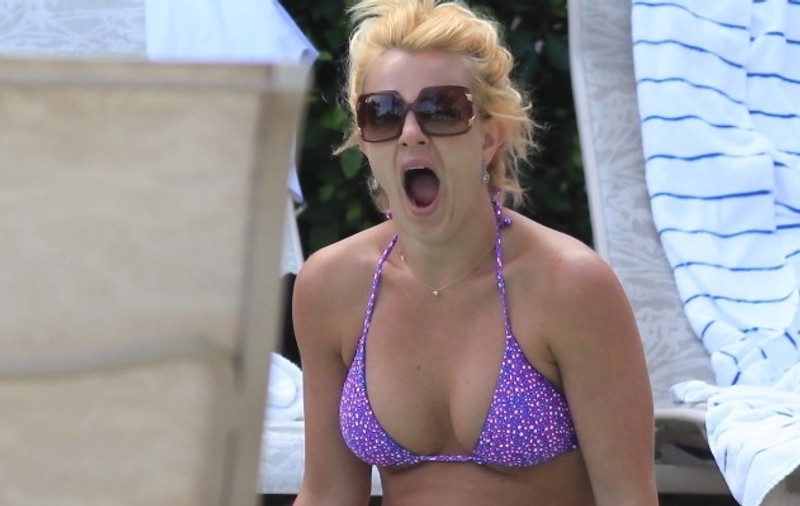 Britney Spears, dată în judecată de dădaca fiilor ei