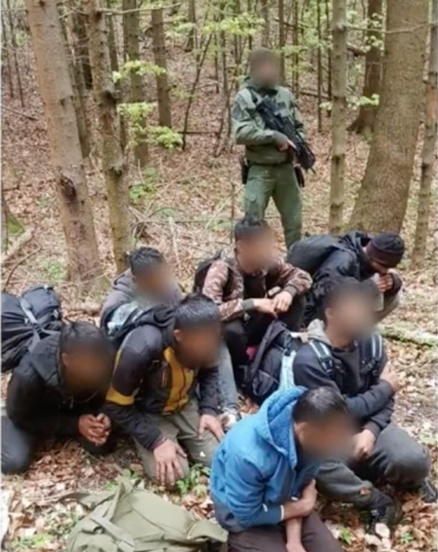 În interiorul grupului secret de WhatsApp al Croației: Oficiali de rang înalt știau de operațiunile ilegale de la graniță și abuzurile asupra refugiaților