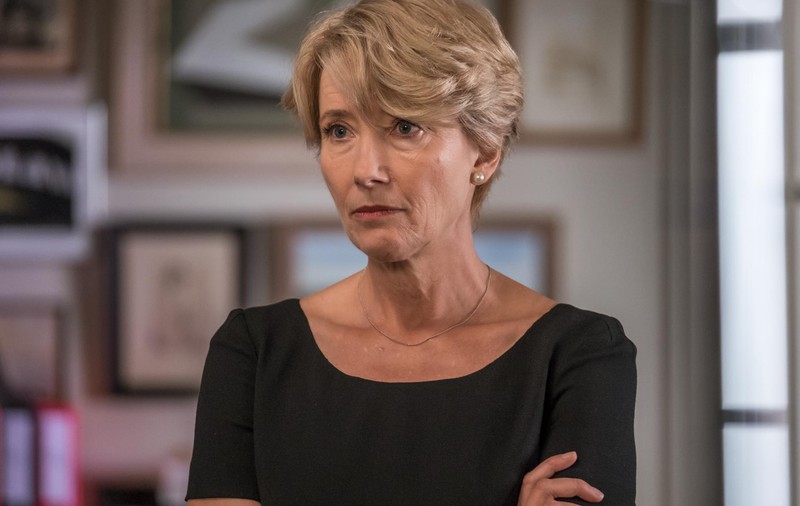 Un ospătar a fost dat afară după ce i-a cerut actriței Emma Thompson să facă un selfie cu el. Gestul făcut de vedetă imediat ce a aflat
