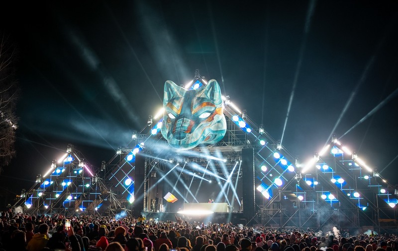 Festivalul Massif revine cu a treia ediție în 2026. Ce schimbări fac organizatorii: „Un format multi-weekend, cu o producție specială, unică”