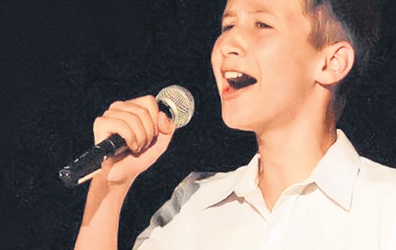 Mihai Teacă, de la «Românii au talent», lăudat de vecinul lui: "Când face vocalize, îmi vibrează geamurile!"
