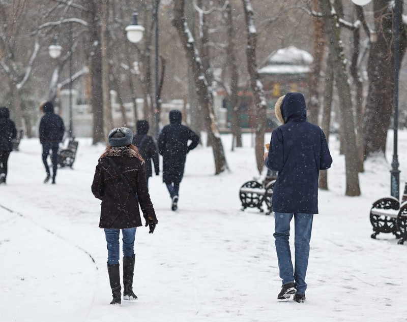 Cum arată Bucureștiul după prima ninsoare din această iarnă