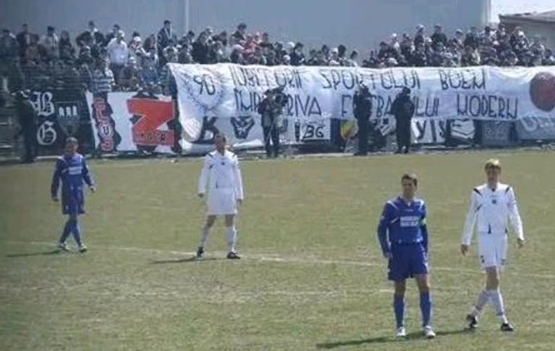 Haos la ”U Cluj”! Fotbaliştii supravieţuiesc cu pachete de mâncare trimise de părinţi