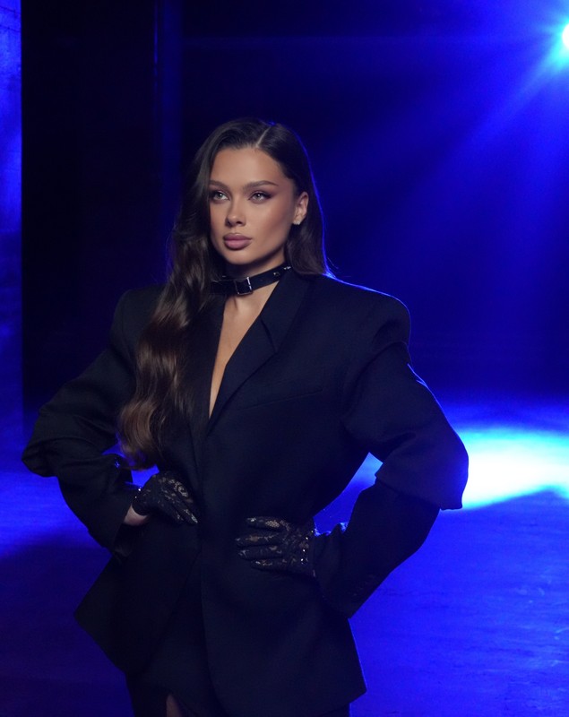 Cum au ajuns Adi Sînă și Misha Miller să lucreze împreună la aceeași melodie: „Ne-am conectat din prima clipă”