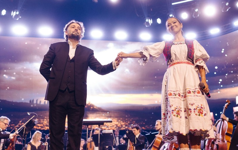 Anunțul făcut de Vlăduța Lupău după concertul ei de la Cluj: „Mesajele nu încetează să se oprească”. Cântăreața a luat o decizie