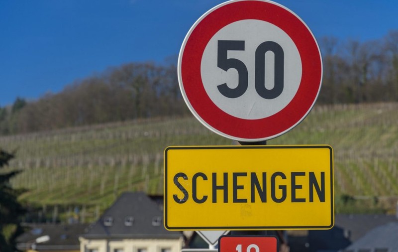 Suedia cere un acord cu Austria și Olanda înainte să pună pe ordinea de zi un nou vot privind aderarea României și Bulgariei la Schengen