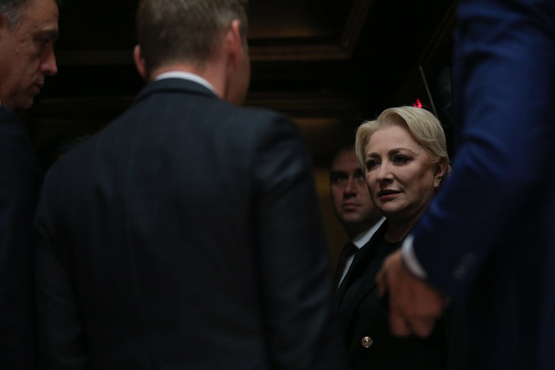 Viorica Dăncilă, în Palatul Parlamentului în ziua moțiunii