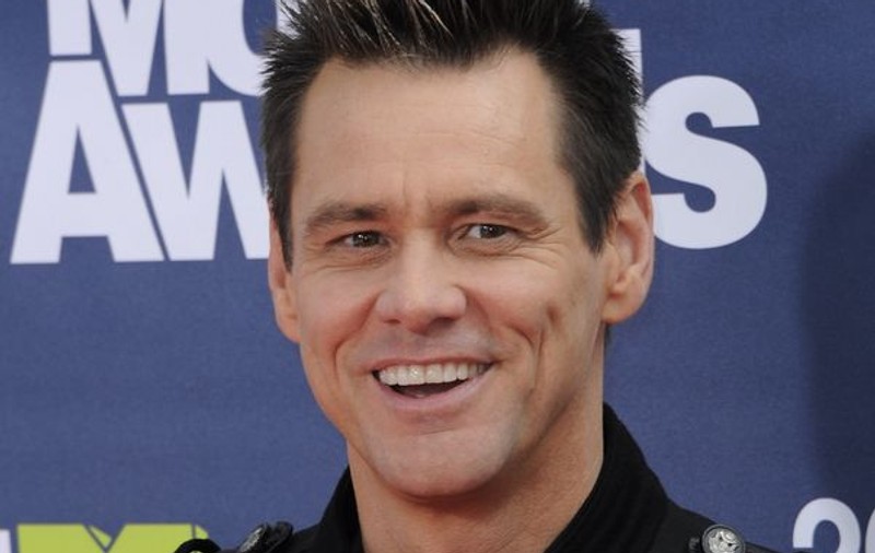 Jim Carrey, amendat cu 72.000 de dolari 