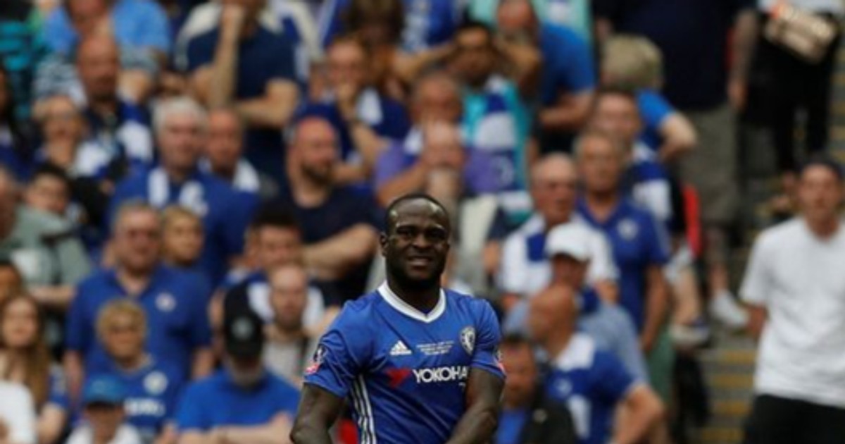 Gestul scandalos al lui Victor Moses a înfurit toată Anglia!