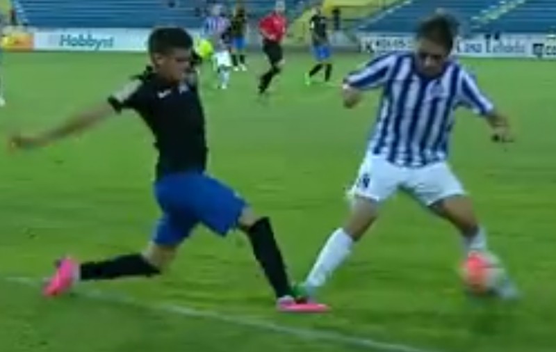 Liga 1: CSMS Iaşi - Viitorul 0-0. ^Ciucă a vrut să-i rupă piciorul lui Ianis Hagi, dar puştiul a scăpat ca prin minune de atacul criminal al fundaşului