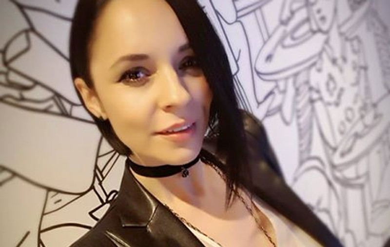 Andreea Marin a fost jignită după ce a anunțat că se află la Paris. “Sunt în trecere…”