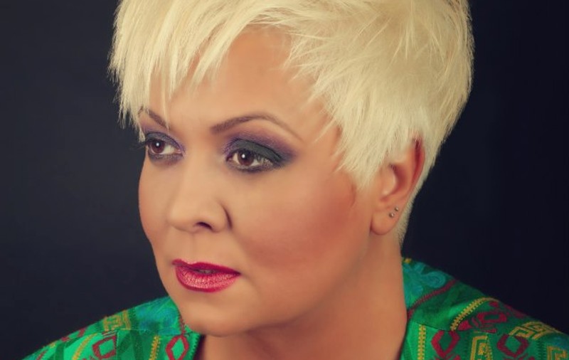 Monica Anghel, PRETENŢIOASĂ. Se lasă doar pe mâna FRATELUI ei!
