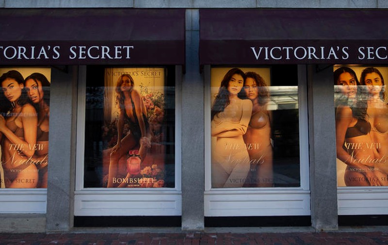 Victoria's Secret închide 250 de magazine în SUA și Canada, din cauza pandemiei de coronavirus
