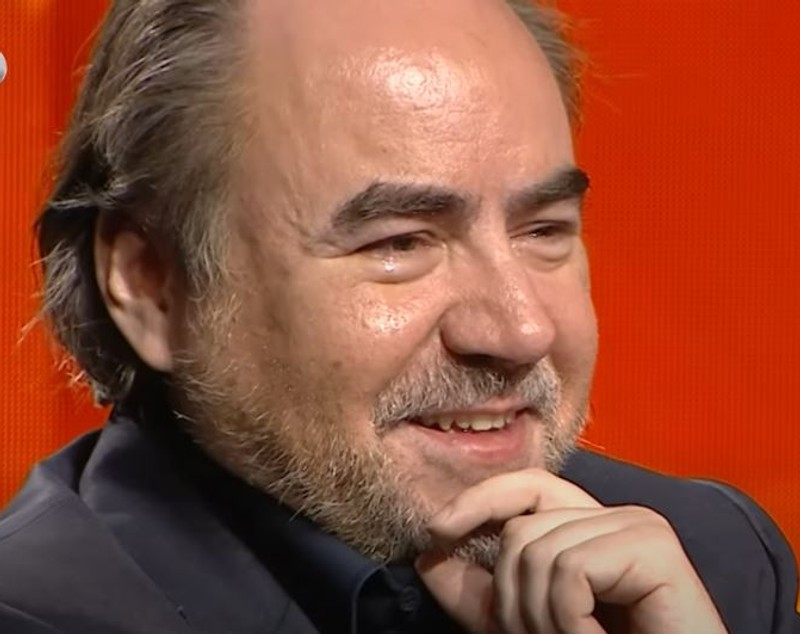 Bobby Păunescu, în lacrimi în fața lui Denise Rifai: „Sunt mândru că sunt băiatul tatălui meu”. Prezentatoarea i-a pus mai multe întrebări incomode