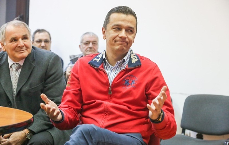 Reacțiile membrilor PSD după anunțul lui Sorin Grindeanu. Între solidaritate și susținerea demisiei premierului