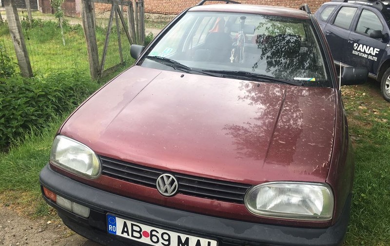 Mașina scoasă la vânzare de ANAF la prețul unui telefon mobil