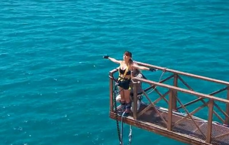 Andreea Antonescu, săritură periculoasă la Fort Boyard. A uimit pe toată lumea | FOTO