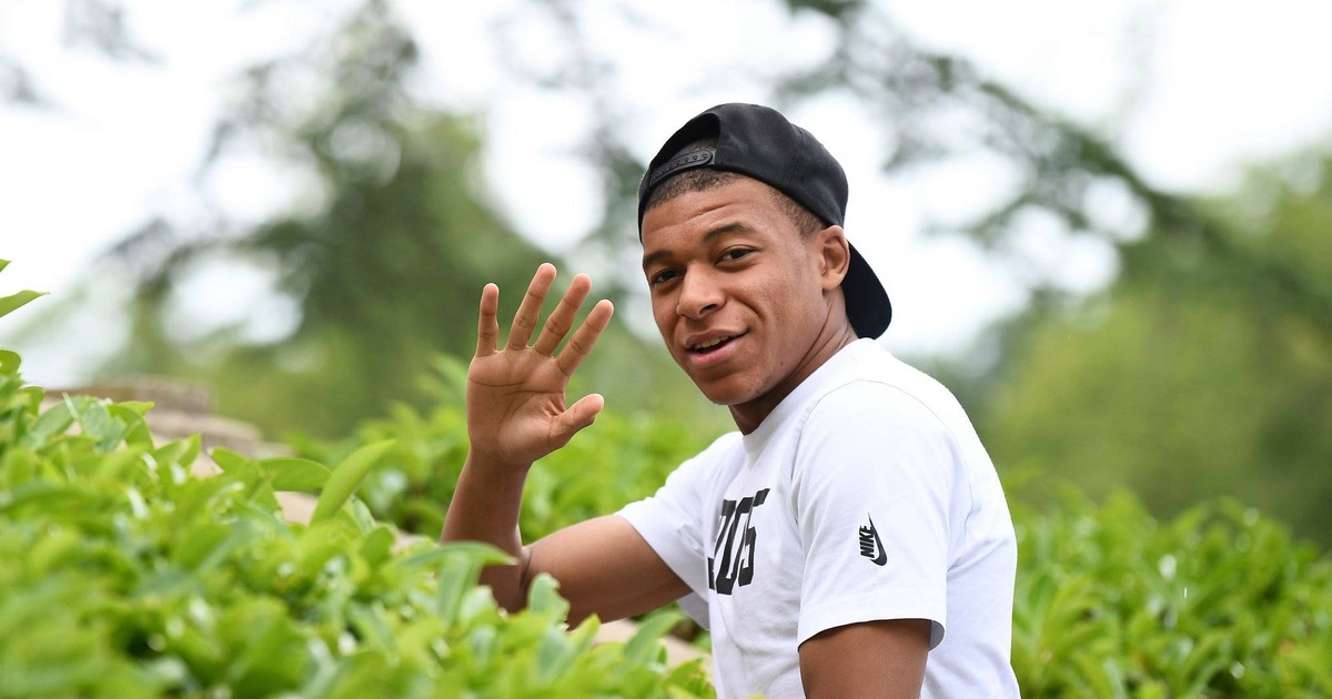 Transferul secolului: Mbappe, la Real Madrid, pe 272.000.000 de euro