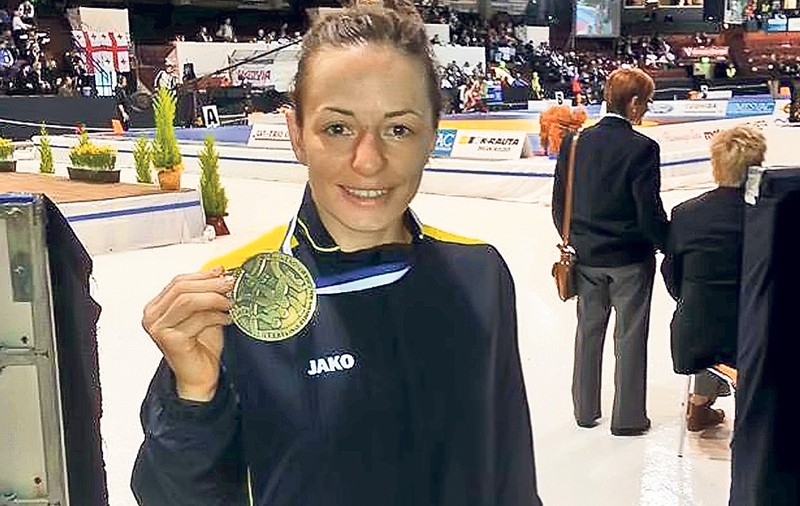 Ana Maria Pavăl, medaliată cu bronz la CE de lupte, s-a cam săturat de ultima treaptă a podiumului: «De 22 de ani aştept aurul»