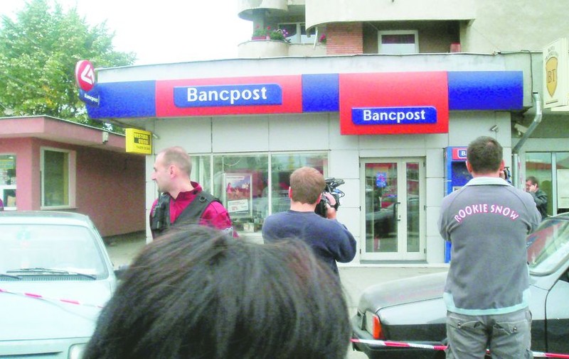 Jaf de 6.200 de lei la Bancpost Baia Mare
