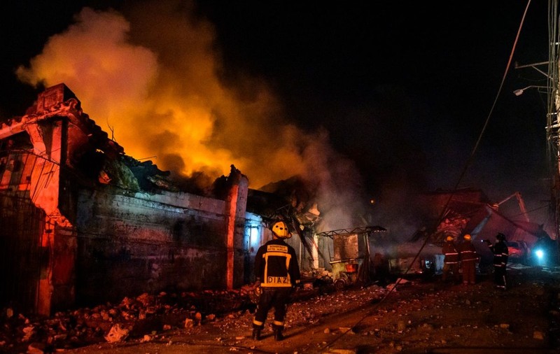 Zeci de victime după o explozie puternică într-o piață din Republica Dominicană