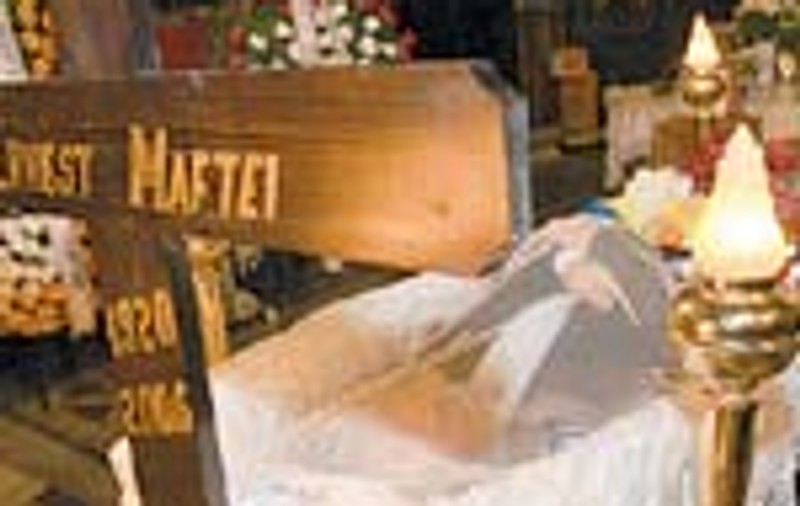 Ernest Maftei va fi inmormantat astazi