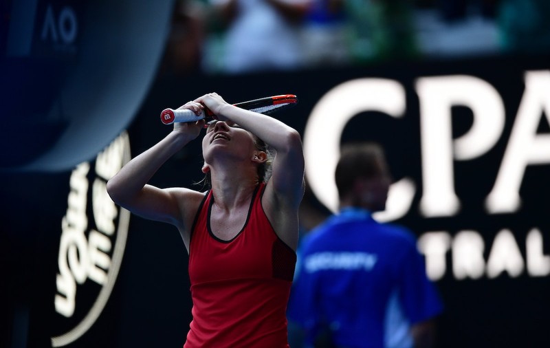 Ce a spus Simona Halep despre finala cu Caroline Wozniacki: ”Nu mă gândesc neapărat la titlu, ci să câștig fiecare punct!”