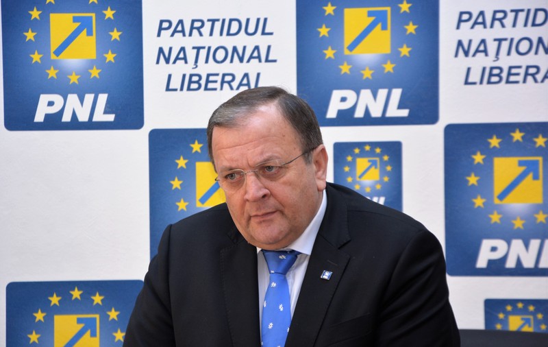 Gheorghe Flutur, președintele CJ Suceava, infectat cu coronavirus. "Mă tem că sunt mulţi care au şi nu ştiu"