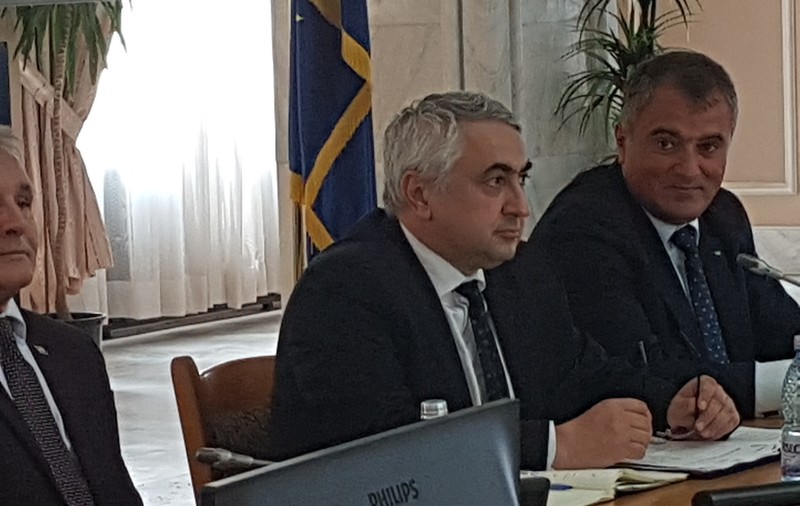 Câștigătorii olimpiadelor naționale ar putea intra la facultate fără examen; Propunerea, făcută de ministrul Educației