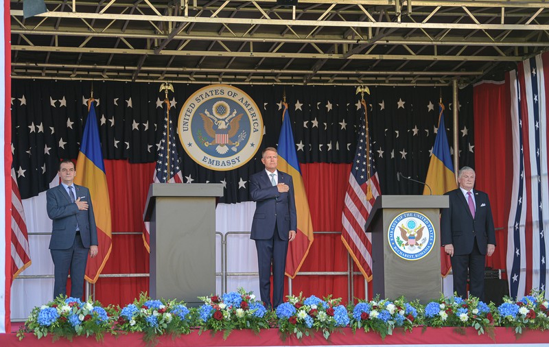 Recepţie de Ziua Independenţei, la Ambasada SUA. Klaus Iohannis: "Statele Unite vor avea mereu în România un partener strategic şi un prieten ferm"