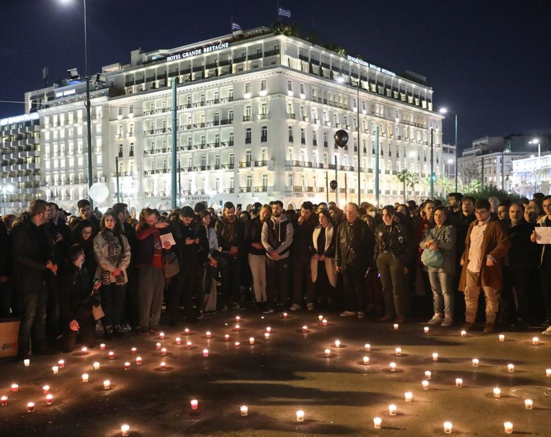 Furie tot mai mare în Grecia, după tragedia feroviară. Greve și proteste, în timp ce 56 de oameni sunt încă dispăruți